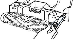 Bissell - PROHEAT 2X REVOLUTION PET 2457F - Diržų ir šepetėlio volelių keitimo, 6 žingsnis Diržų ir šepetėlio volelių keitimo, 6 žingsnis