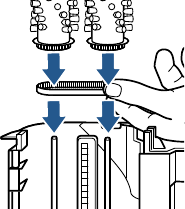 Bissell - PROHEAT 2X REVOLUTION PET 2457F - Diržų ir šepetėlio volelių keitimo, 8 žingsnis Diržų ir šepetėlio volelių keitimo, 8 žingsnis