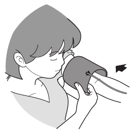 Omron - HEM-7120 - Using the Unit - Applying the Arm Cuff - Step 2 Uso de la unidad - Colocación del brazalete - Paso 2