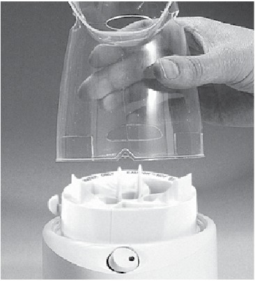 Vicks - V1200 - Elektrinio garų inhaliatoriaus naudojimas - 1 žingsnis Elektrinio garų inhaliatoriaus naudojimas - 1 žingsnis