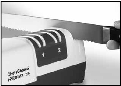 Chef's Choice - 250 - Sharpening the serrated blades Sharpening the serrated blades