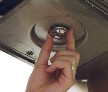 Bunn - ITCB - Tedensko čiščenje aparata za kavo - 1. korak Tedensko čiščenje aparata za kavo - 1. korak