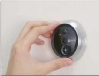 EZVIZ - CP4 - Het kijkgaatje installeren - Model A - Stap 5 Het kijkgaatje installeren - Model A - Stap 5