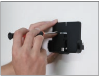 EZVIZ - CP4 - Het kijkgaatje installeren - Model B - Stap 8 Het kijkgaatje installeren - Model B - Stap 8