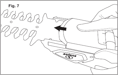 SunJoe - HJ605CC - Fitting and Changing the Blades - Step 6 Fitting and Changing the Blades - Step 6