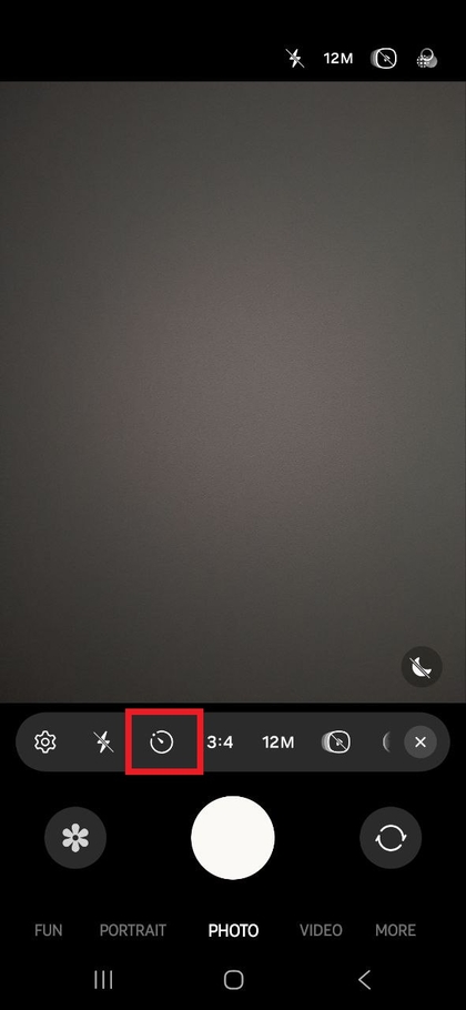 Accesarea setărilor temporizatorului camerei pe Samsung Galaxy A56