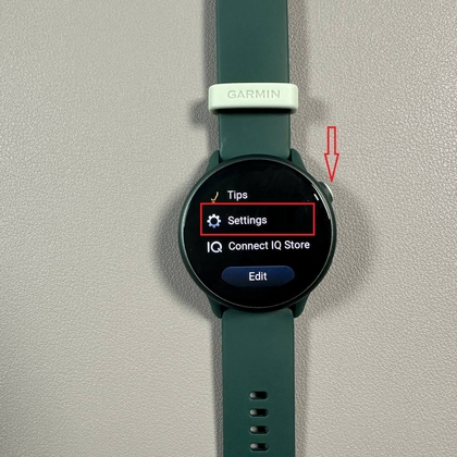Otvorenie menu na Garmin Vivoactive 6