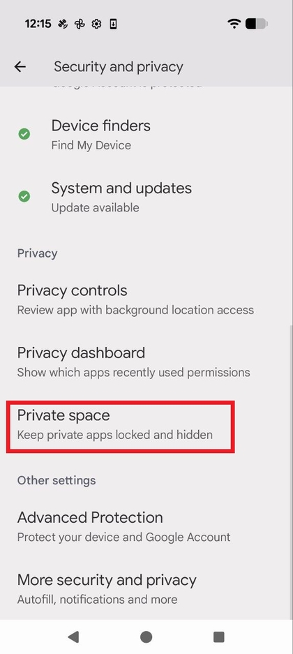 Captura de tela do menu Seguran&ccedil;a e privacidade mostrando a op&ccedil;&atilde;o 'Espa&ccedil;o privado' destacada.