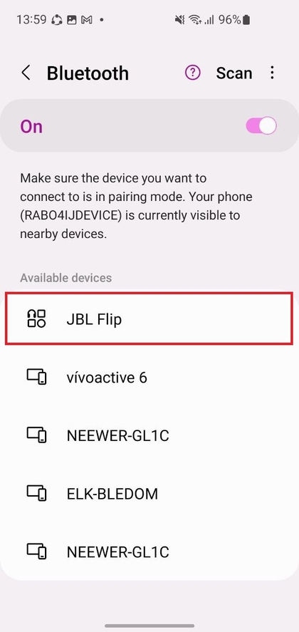 Selectarea JBL Flip 7 &icirc;n setările Bluetooth