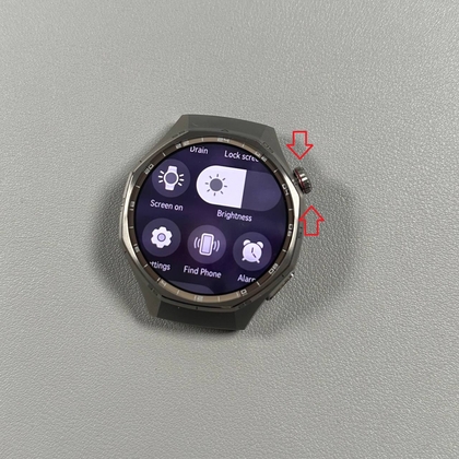 Drehen der Krone zur Navigation durch Men&uuml;s auf der Huawei Watch GT 6 Pro