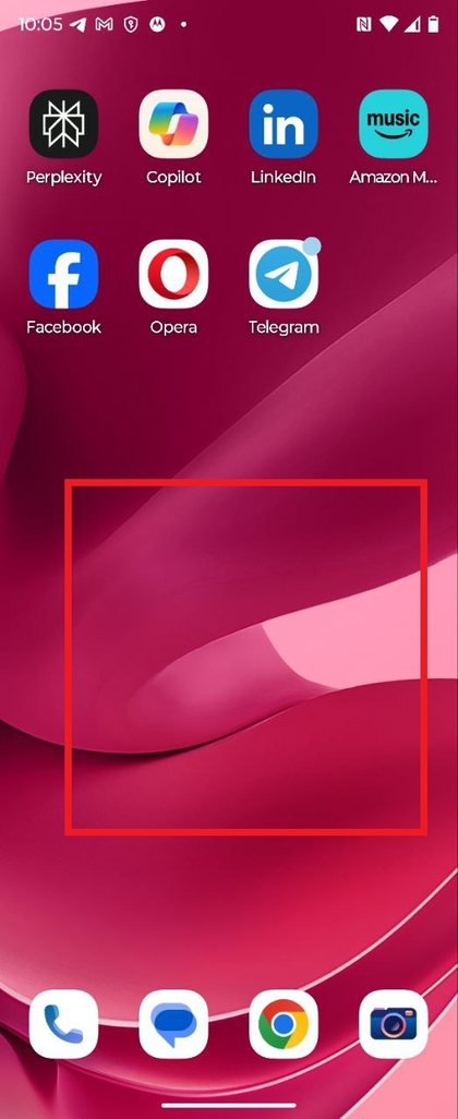 Accessing theme options on home screen