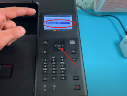 Onyesho la printa linaonyesha orodha ya mitandao ya Wi-Fi iliyo karibu