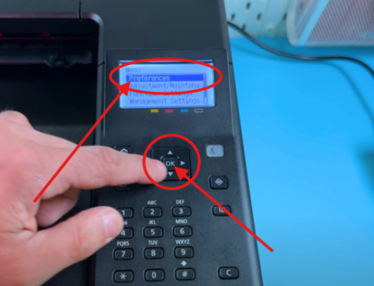 Menyskjermen som viser Innstillinger-alternativet.