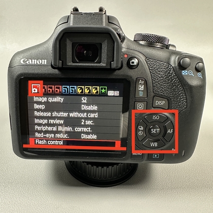 Option de contr&ocirc;le du flash dans le menu Canon