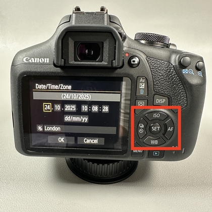 Datum und Uhrzeit an der Kamera anpassen