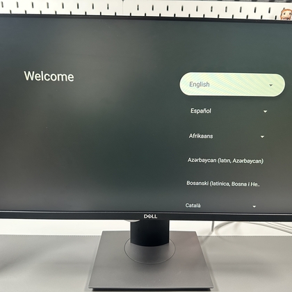 Batterien in die Fernbedienung einlegen