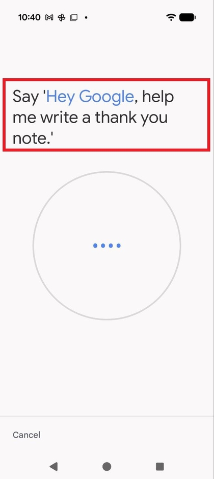Screenshot della schermata di addestramento di Voice Match che mostra le frasi che l'utente deve pronunciare ad alta voce.
