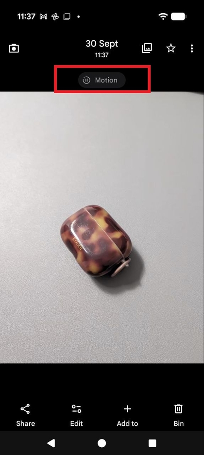 Screenshot eines aufgenommenen Bewegungsfotos in der Galerie mit dem oben sichtbaren 'Motion'-Indikator.