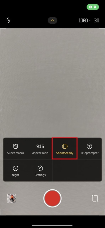 Shoot Steady disattivato, evidenziato in bianco