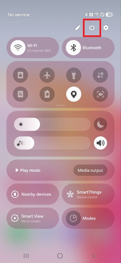 Menu d&eacute;roulant affichant le Control Center (Centre de contr&ocirc;le) sur Samsung Galaxy A17 5G