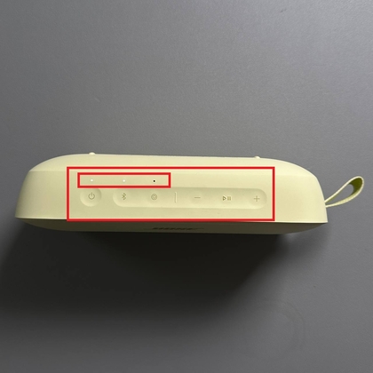 Indicadores LED del Bose SoundLink Flex II.