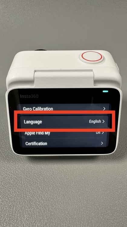 Sozlamalarda o'zingizga yoqqan tilni tanlang