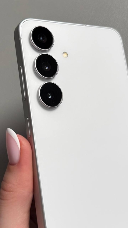 Inelele camerei de pe Samsung Galaxy S25 FE