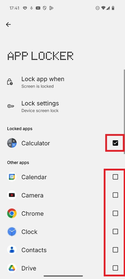 Captura de pantalla que muestra una lista de aplicaciones con casillas de verificaci&oacute;n para bloquear