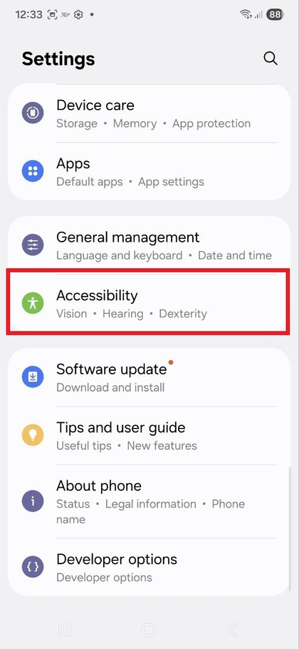 Posouv&aacute;n&iacute; do nab&iacute;dky Usnadněn&iacute; v nastaven&iacute;ch Samsungu
