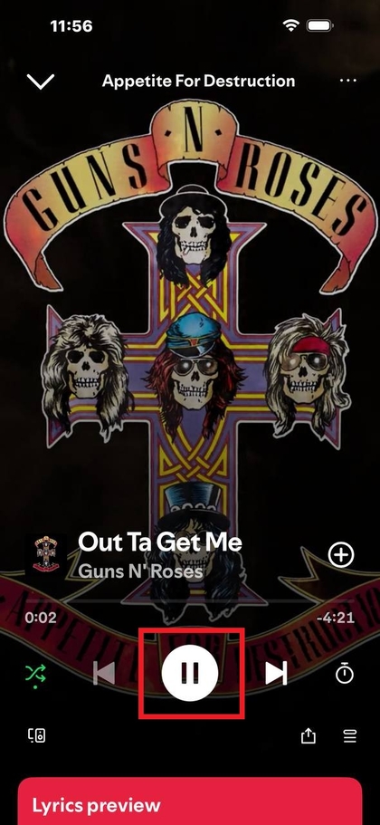 Tocando m&uacute;sica em um iPhone