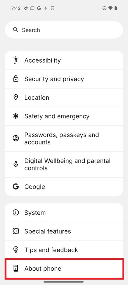 Settings and About Phone section on Nothing Phone (3)