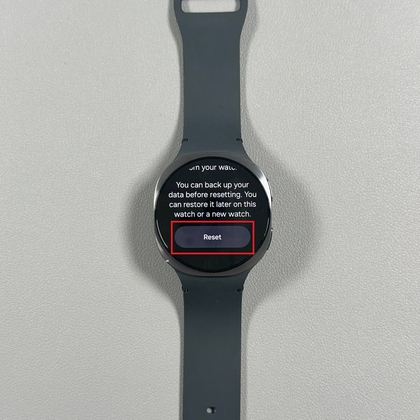 Confirmarea Resetării la Setările din Fabrică Samsung Galaxy Watch 8 LTE