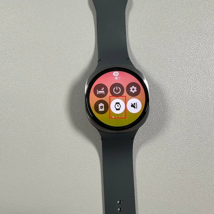 &Iacute;cone para ativar o Always-On Display no Galaxy Watch 8 LTE