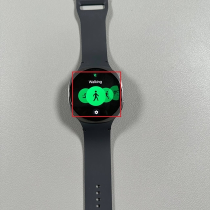 Aloita-painike treenille Galaxy Watch 8 LTE -kellossa