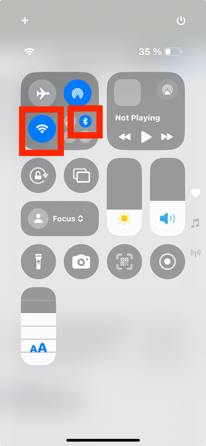 A ativar o Wi-Fi e o Bluetooth num smartphone