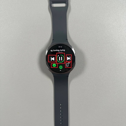 Controles de reproducci&oacute;n en Galaxy Watch 8 con Spotify