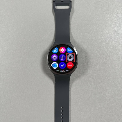 Otvaranje aplikacije za upravljanje kamerom na Samsung Galaxy Watch 8 LTE