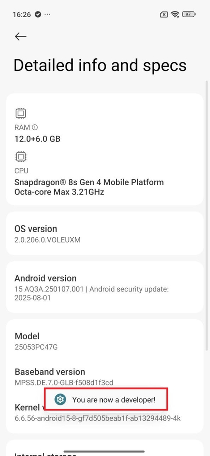 Prane&scaron;imas apie įjungtą kūrėjo režimą POCO F7