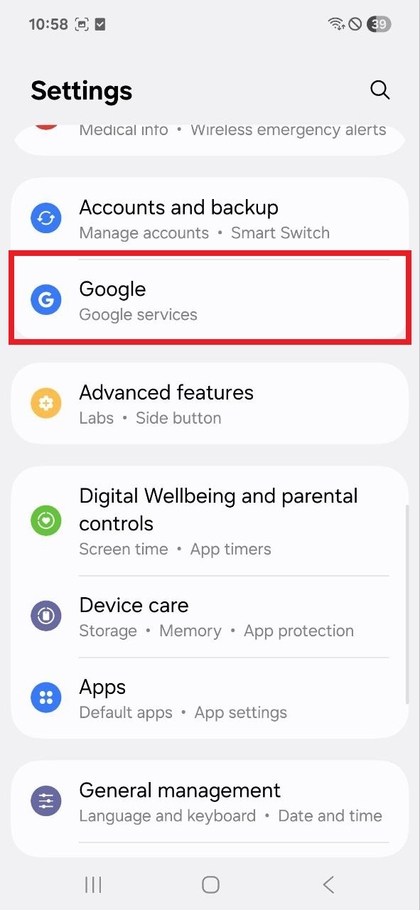 Samsung Galaxy A17 che mostra l'opzione Google