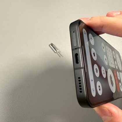 SIM-lade volledig geplaatst.