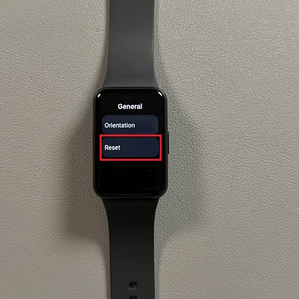 Bekr&aelig;ft nulstilling p&aring; Samsung Galaxy Fit 3