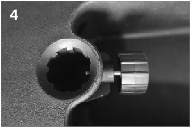 Langkah 4 Pemasangan Penyangga Speaker