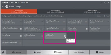 Pentru a activa funcția CrossFire
