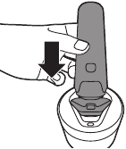 Coloque la afeitadora boca abajo en el Quick Clean Pod