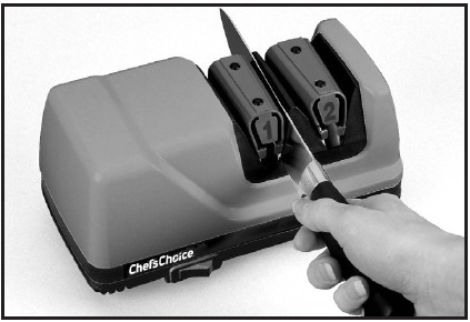 1. Aşama - Bı&ccedil;ağın 1. Aşamanın sağ yuvasına yerleştirilmesi