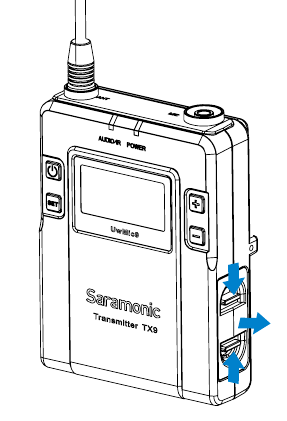 Zainstaluj baterie w nadajniku wtykowym