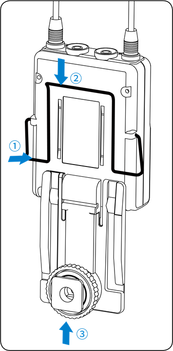 Przenośny odbiornik: Mocowanie akcesori&oacute;w - Krok 2