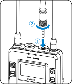 Przenośny odbiornik: Mocowanie akcesori&oacute;w - Krok 1