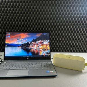 Ako pripojiť Bose SoundLink Flex II k notebooku s Windowsom