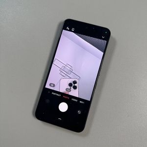 Hoe voeg je een watermerk toe aan foto's op een Nothing Phone